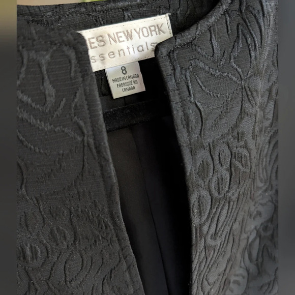 Jones New York  Essentiels Blazer Size 8 US - Picture 1 of 4